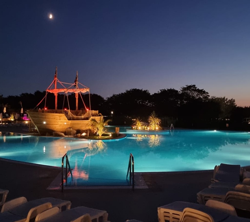 outdoor pool area at Monkey Tree Holiday Park in Cornwall