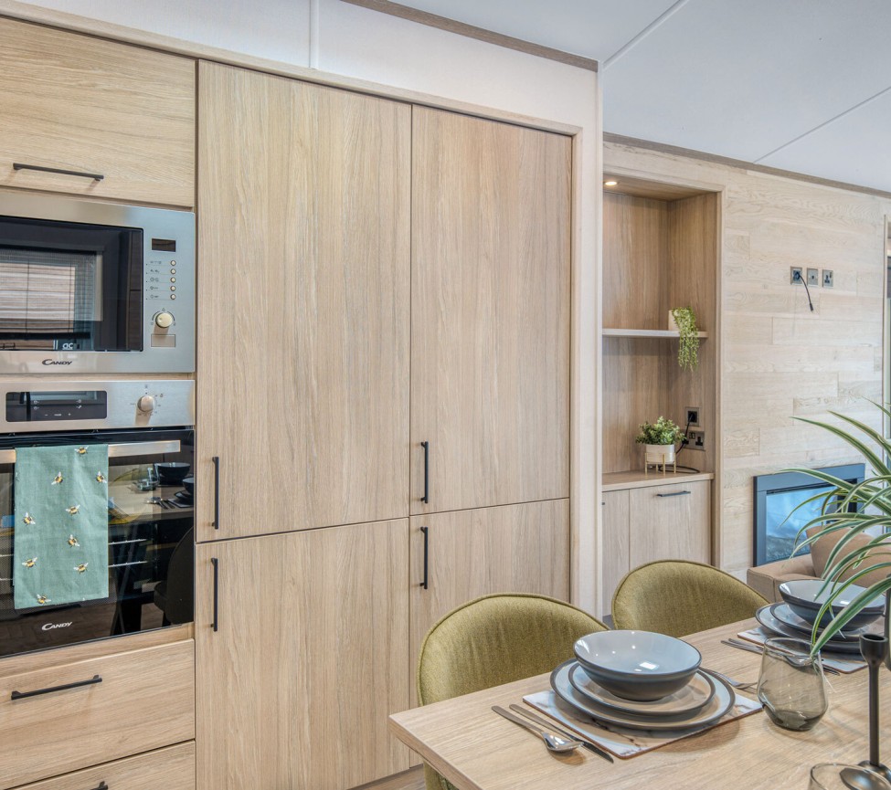 kitchen and dining area in the 2025 Atlas Jasmine Lodge